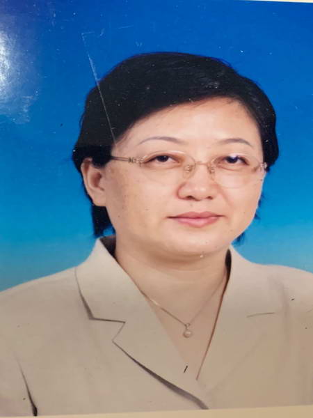 张玲